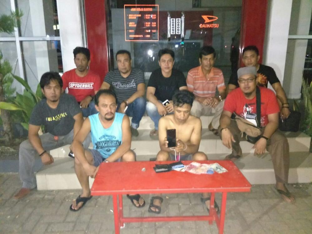 Maling Modus Cungkil Sadel Motor di Bone Diringkus Polisi