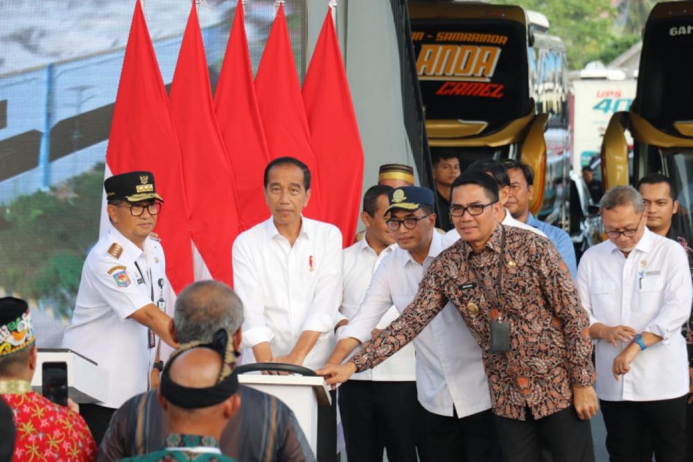 Tiba di Samarinda, Jokowi Langsung Meresmikan Terminal Samarinda Seberang