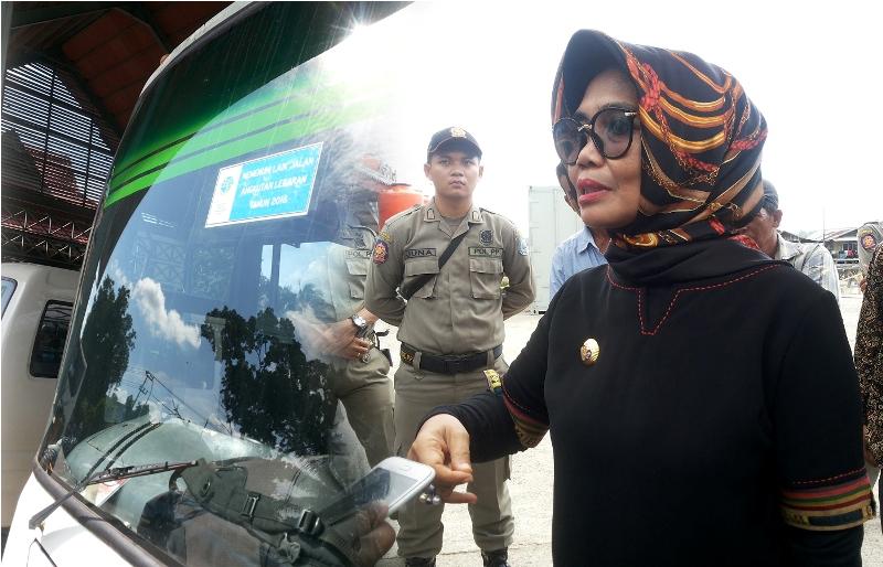 NGGAK PERLU KHAWATIR JIKA INGIN MENGGUNAKAN JASA  ANGKUTAN BUS