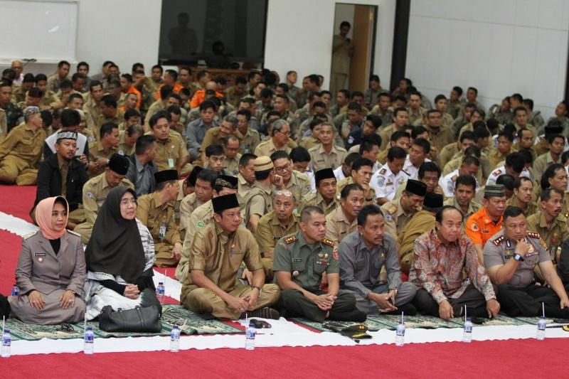 HALAL BIHALAL, NENI SAMPAIKAN DUA PENGHARGAAN BERHASIL DIRAIH BONTANG