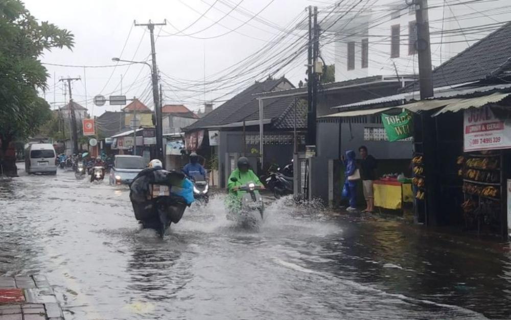Kaltim Berpotensi Diguyur Hujan, Waspada Risiko Cuaca Ekstrem Saat Mudik