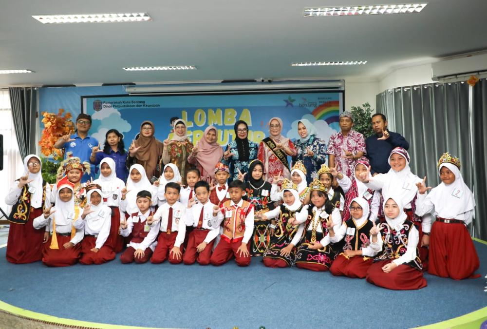Wawali Najirah Buka Lomba Bertutur Tingkat SD Bontang