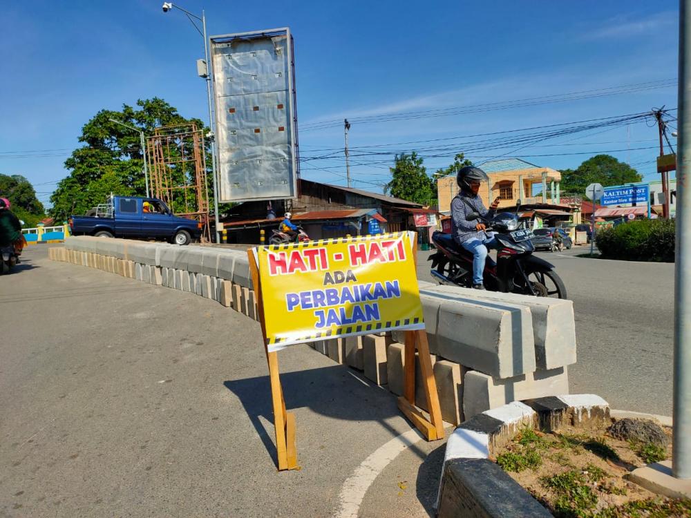 Kerap Terjadi Laka Lantas, Dua Simpang Tiga di Bontang Ditutup
