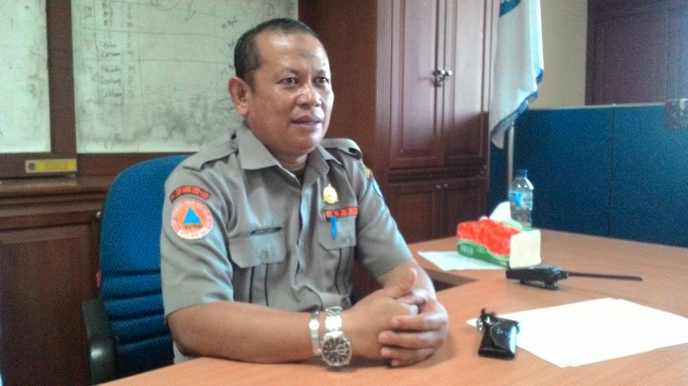 KEPALA BPBD HIMBAU MASYARAKAT AGAR MILIKI APAR