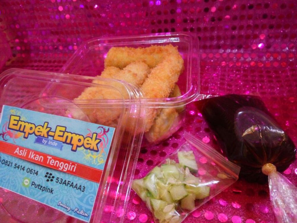  PEMPEK CRISPY BU NASUKAH, BANYAK DIMINATI PELANGGAN