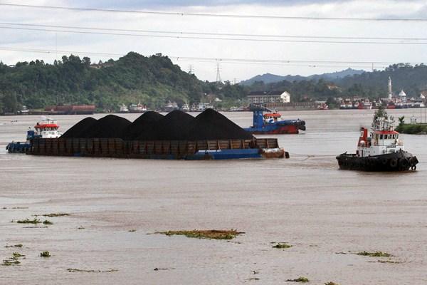 Cuaca Kaltim-Kalsel Jumat: Samarinda Berawan, Banjarmasin Kabur, Kaltara Hujan Petir