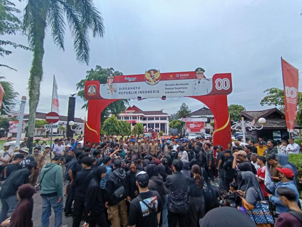 Balikpapan Melawan: Warga Tuntut PBB Dibatalkan, Bukan Ditunda