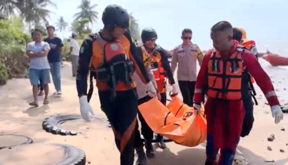 Korban Kapal Nelayan Terbalik di Muara Manggar Ditemukan, Operasi SAR Resmi Ditutup