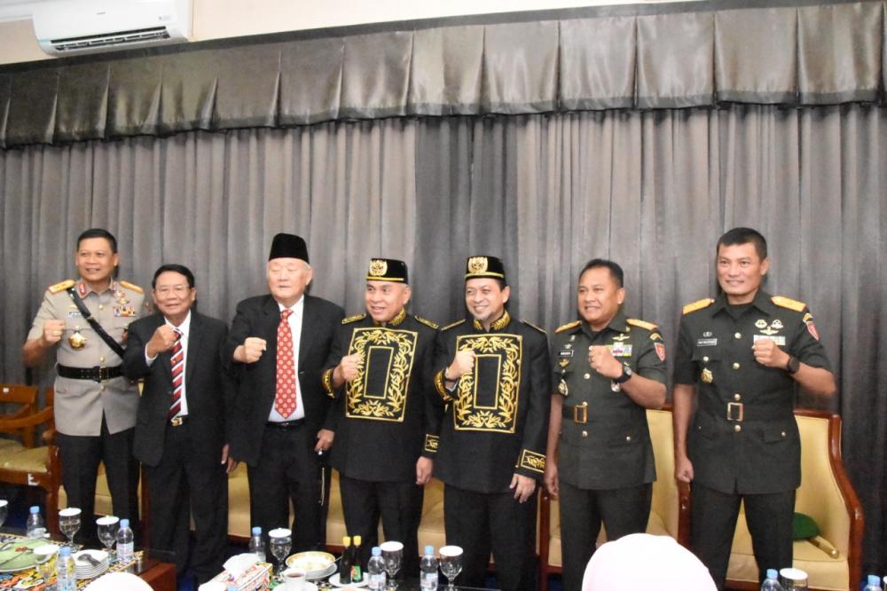 Pangdam VI/Mlw Hadiri HUT Kaltim ke-62