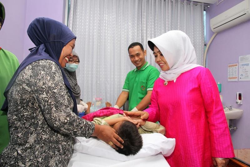BAZNAS DAN RSUD BONTANG GELAR SUNATAN MASSAL