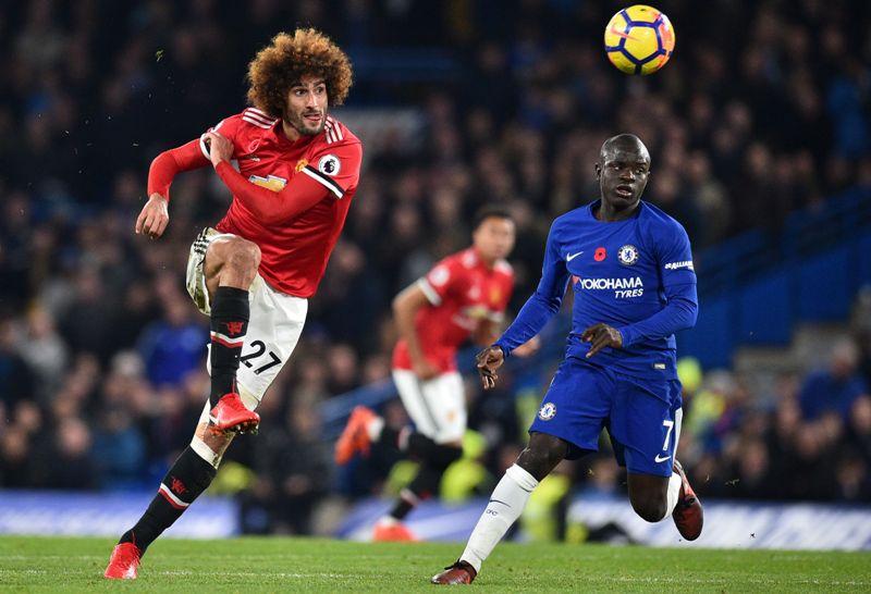 Manchester United Siap Ditinggal Fellaini