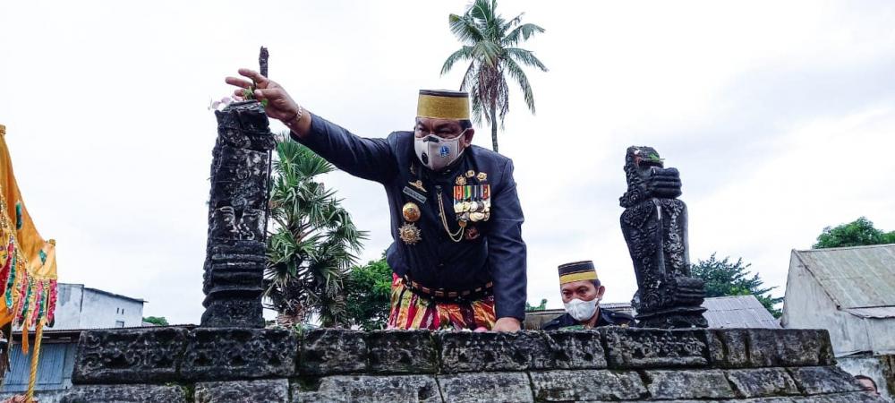 Bupati Fahsar Ziarah ke Makam Raja Bone ke-9 di Bulukumba