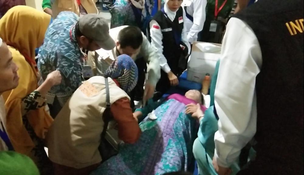 Astaga, Jemaah Haji Bone Tepar saat Hendak Berangkat ke Asrama Sudiang