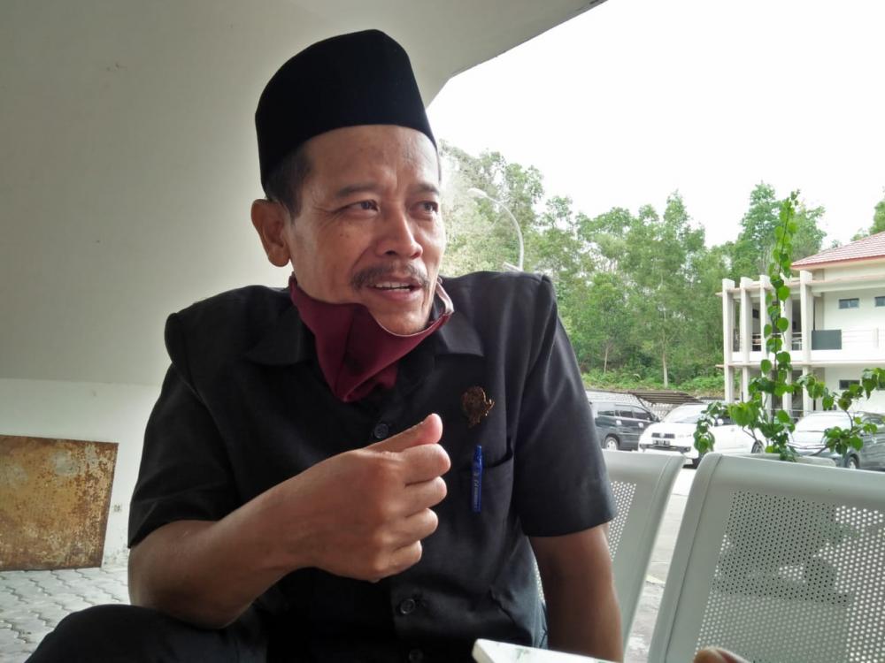 Jalan Warga di Teluk Kadere Masih Gelap, Dewan Buka Opsi Libatkan PLN 