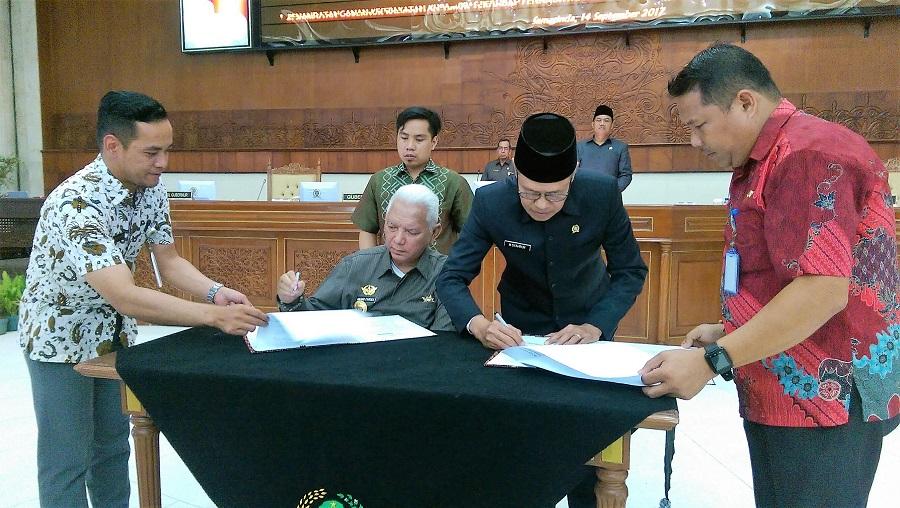 KUPA dan PPAS APBD-P Kaltim Resmi Ditandatangani
