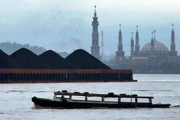 Dana Pusat Seret, Kaltim Terancam â€œPanas Dinginâ€, Pejabatnya Tetap Hedon