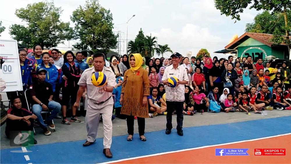 Rayakan HUT Ke-39, Pupuk Kaltim Gelar Turnamen Voli Antar Club se-Kota Bontang