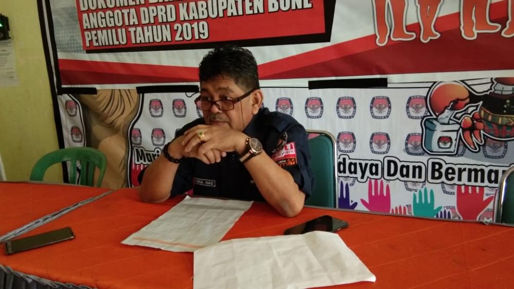592 Warga Coba Peruntungan Jadi Anggota DPRD Bone