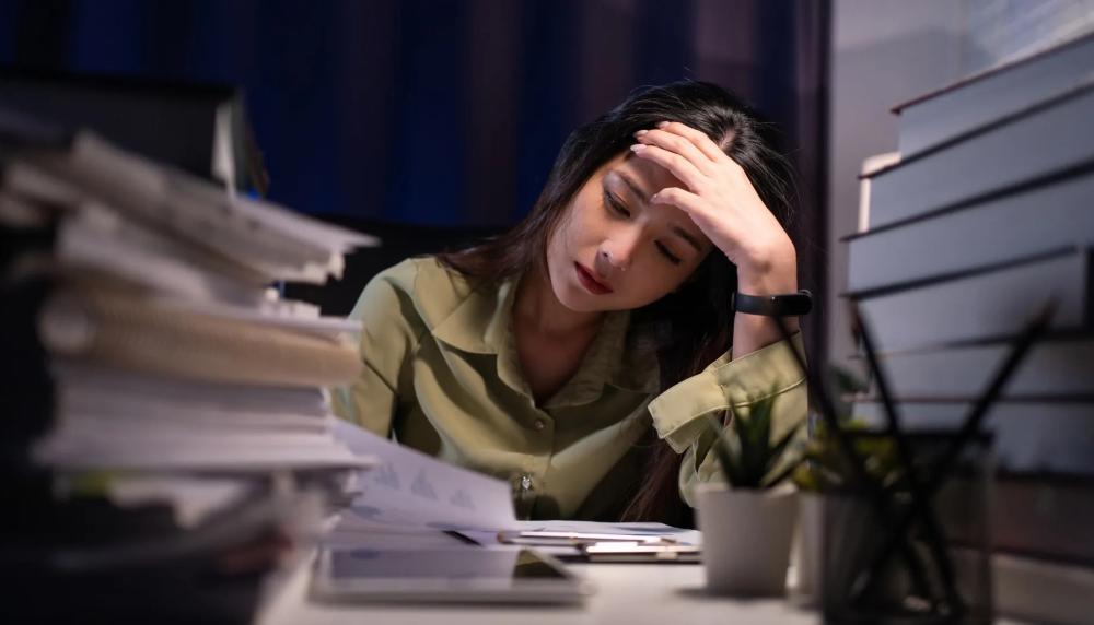 Dikejar Deadline Sampai Insomnia? Ini 5 Jurus Lawan Burnout untuk Pelajar dan Pekerja