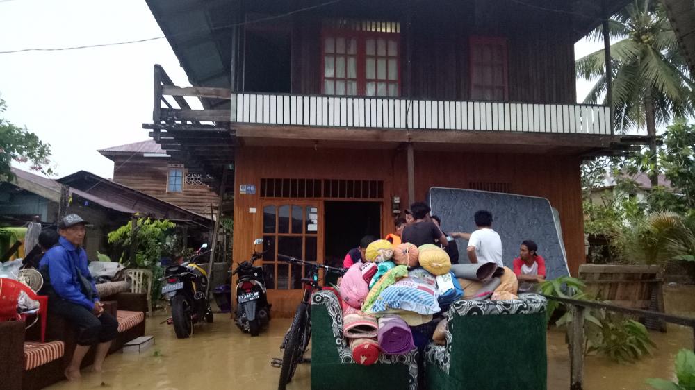 BREAKING NEWS: Ratusan Rumah di Kelurahan Guntung Bontang Tergenang Banjir