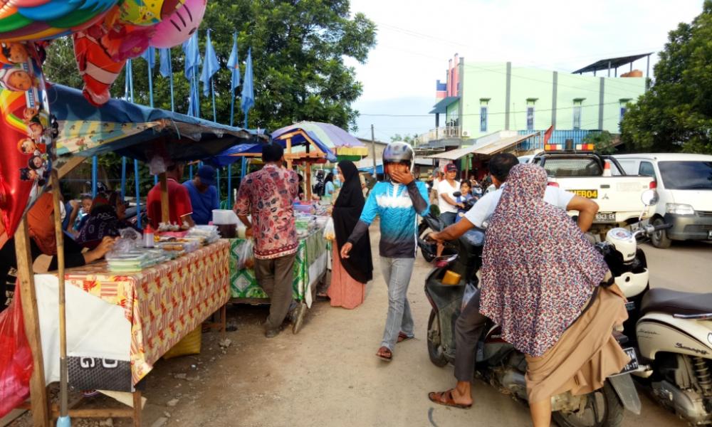 Ngabuburit Sambil Berburu Takjil di Pasar Ramadan Jalan Munthe