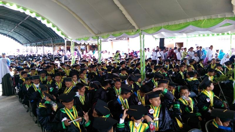 BKPRMI Bontang Wisuda 740 Santri dan Santriwati