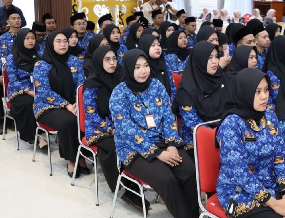 Neni Minta ASN Baru Pemkot Bontang Profesional dan Tak Tebang Pilih Pelayanan