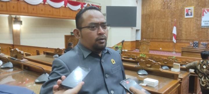 Faizal Rachman Soroti Rumah Makan di Kutim yang Tidak Taat Pajak