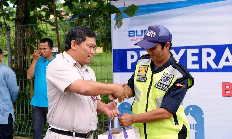 Berbagi Berkah Ramadan Bersama Masyarakat Sekitar Perusahaan