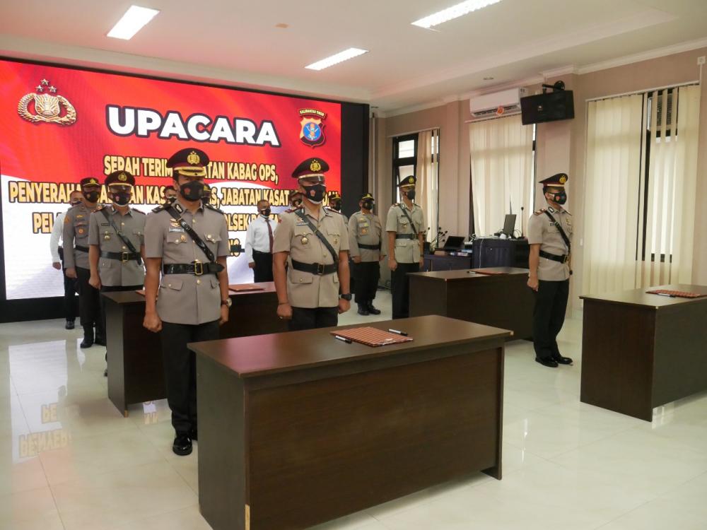 Regenerasi Pimpinan, Empat Pejabat Polres Bontang Berganti