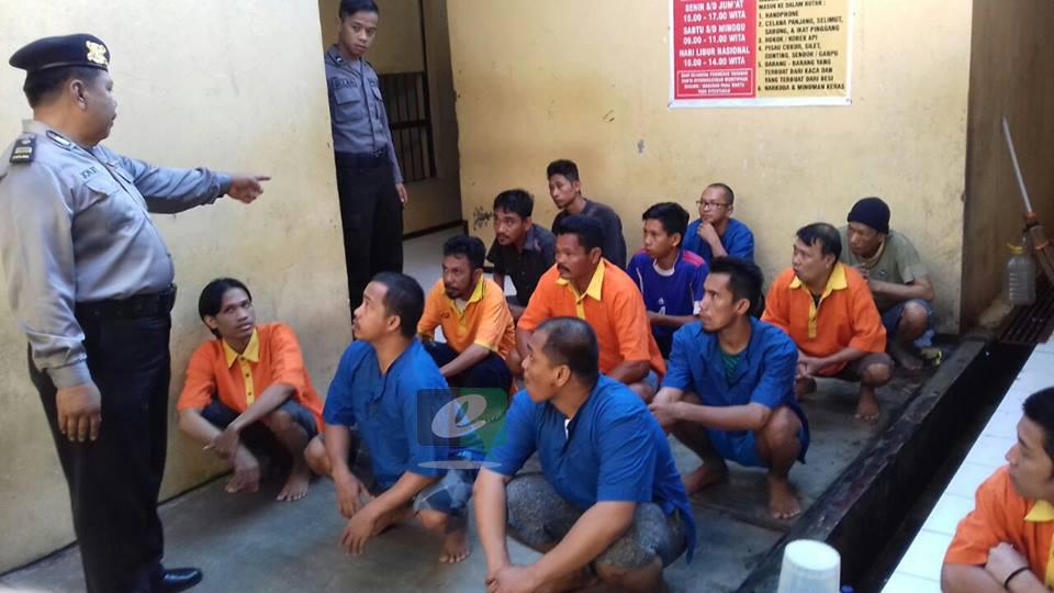 18 TAHANAN DI RUTAN POLRES BONTANG DIPERIKSA
