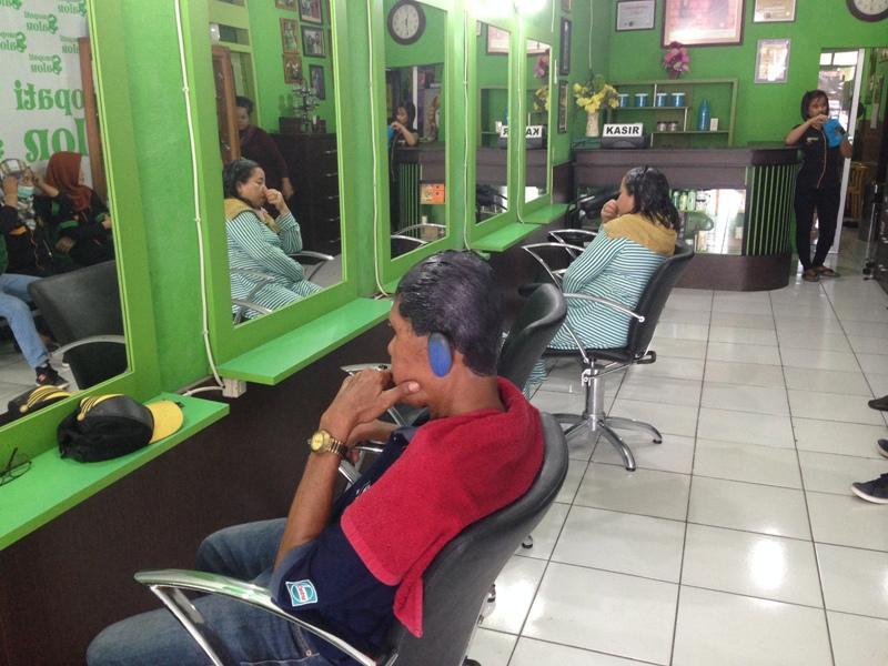 JELANG LEBARAN, OMZET SALON SENOPATI BONTANG MENINGKAT 4 KALI LIPAT