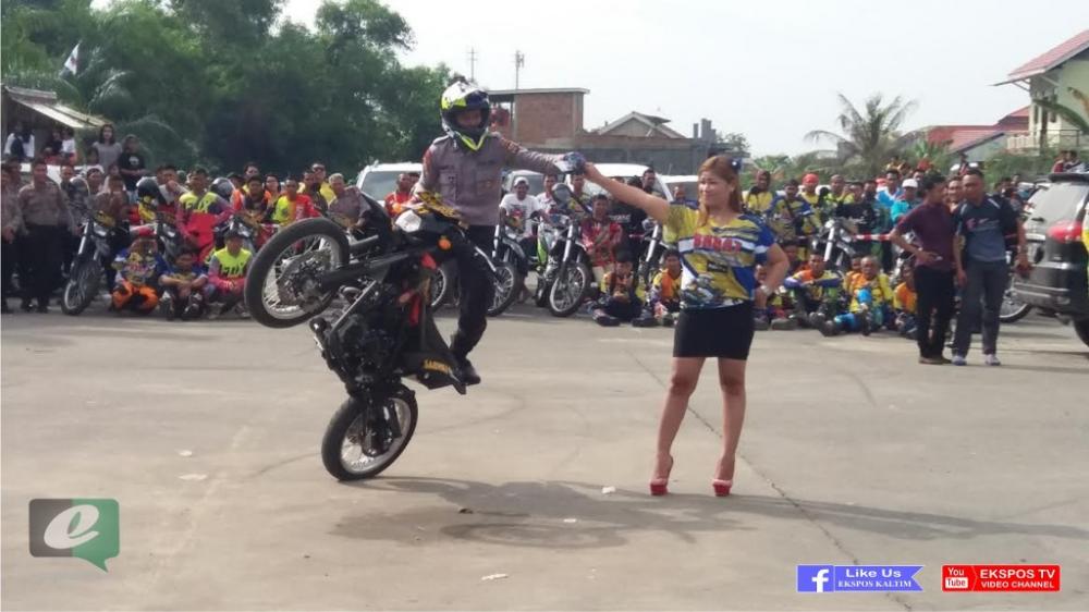 Aksi Freestyle Anggota Sabhara Polres Pukau Ratusan Biker Trail Adventure