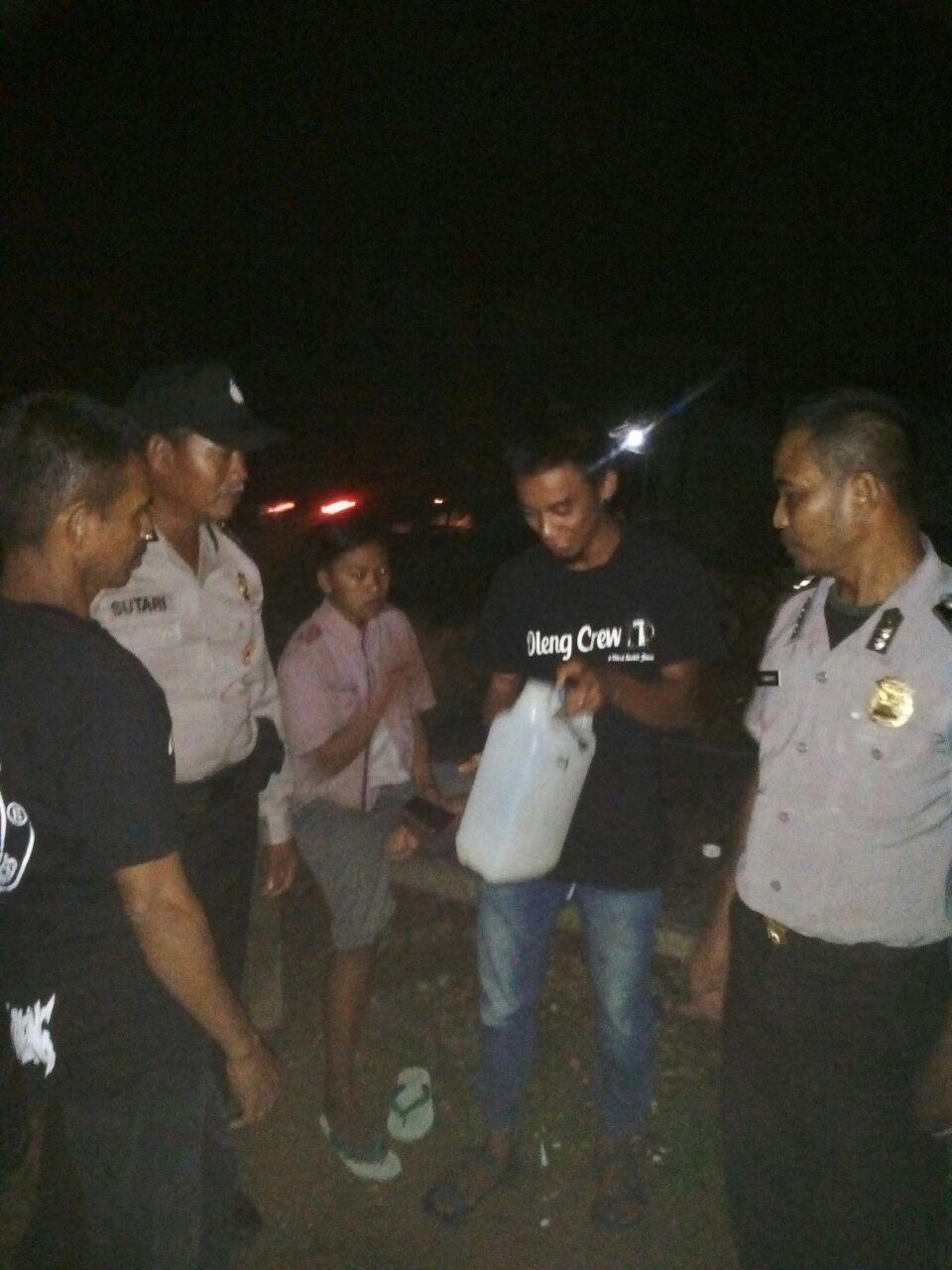 Gelar Patroli Rutin, Polisi Dapati Sejumlah Pemuda Asyik Minum Tuak