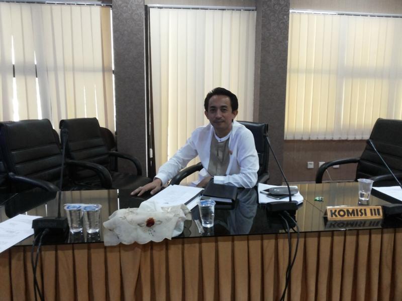  PENUTUPAN BERAS BASAH, ANCAM OMZET KETUA KOMISI III DPRD BONTANG