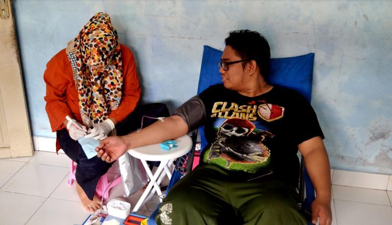 AKSI KEMANUSIAAN, GARUDA BERSATU BONTANG GELAR KEGIATAN DONOR DARAH
