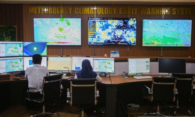 Kaltim Diguyur Hujan Ringan, Kalsel Malah Diperingatkan Petir Lagi