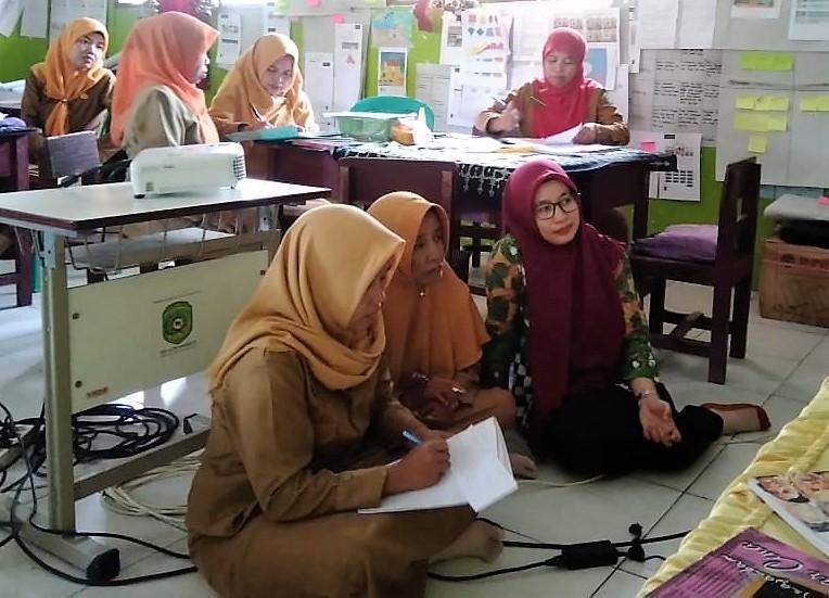 Tergoda Terapkan Pembelajaran MIKIR, Sekolah Ini Adakan Pelatihan Secara Mandiri