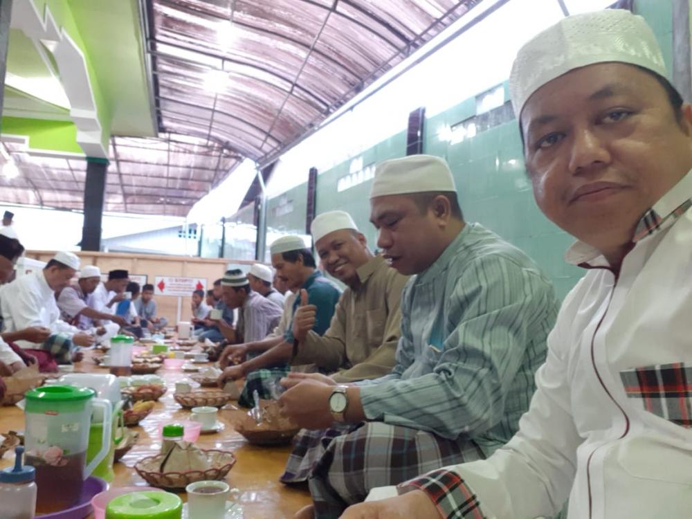 Pererat Silaturahmi, Herlang Galakkan Safari Shalat Subuh