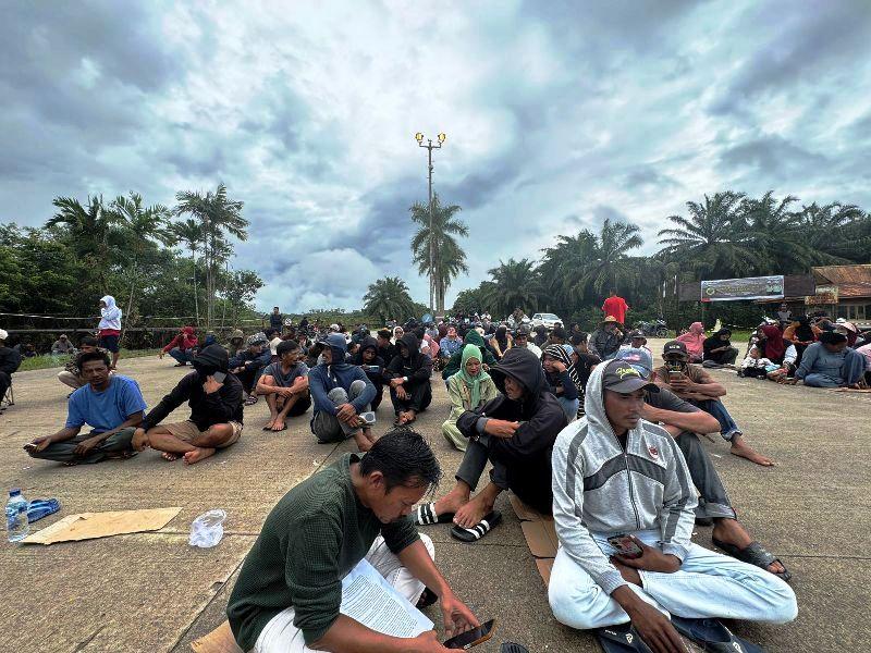 Nelayan Muara Badak Terancam Dibui, Menteri LH Hanif Turun Tangan 