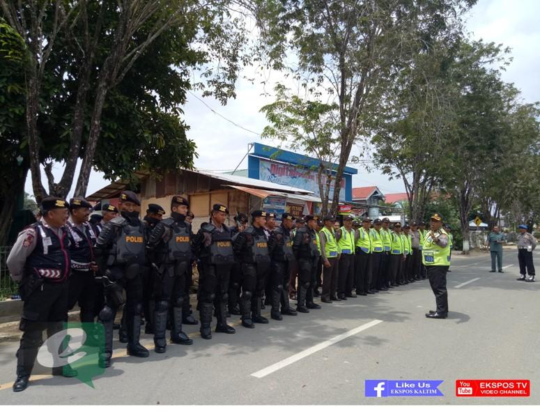360 PERSONIL KEPOLISIAN DIKERAHKAN AMANKAN SIDANG KASUS KORUPSI DI BONTANG