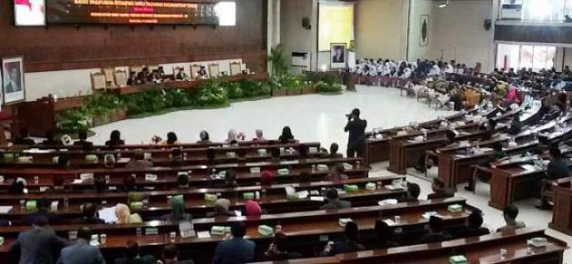 Rapat Paripurna ke-25 DPRD Kaltim, Pinjaman Hanya untuk Pelayanan Publik 