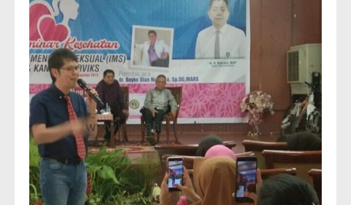 Gelar Seminar Kesehatan, Dinkes Kutim Hadirkan Dokter Boyke