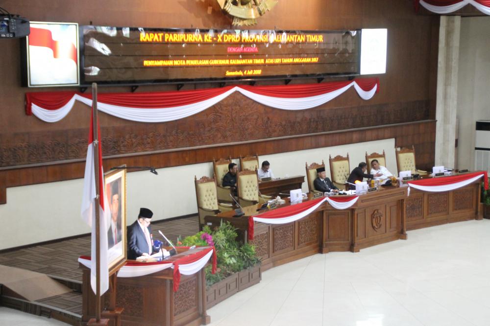 Dewan Terima LKPJ Tahun 2017 Pemprov Kaltim