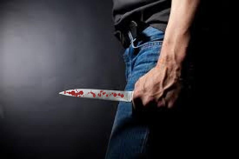 NONGKRONG BARENG CEWEK, TIGA ORANG PEMUDA JADI KORBAN PENIKAMAN 