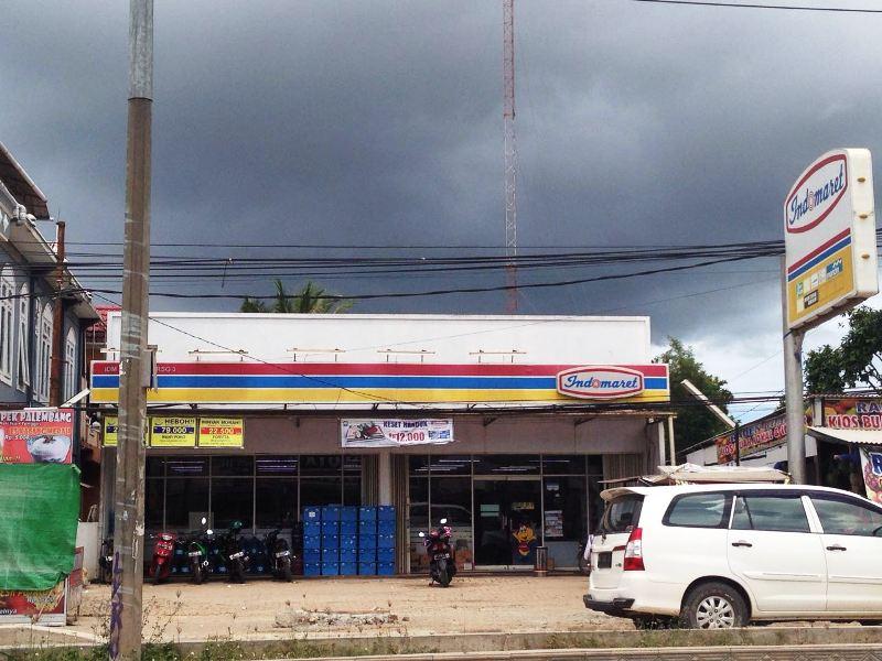 Kutim Stop Izin Waralaba 