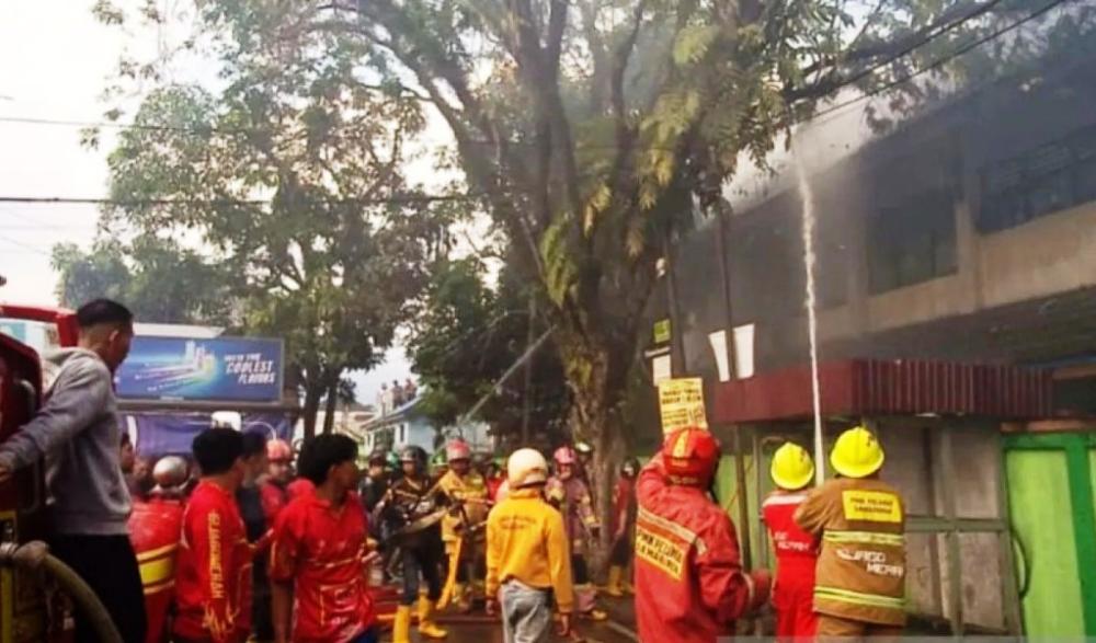 8 Kelas SMPN 2 Samarinda Hangus Terbakar, Diduga Korsleting 