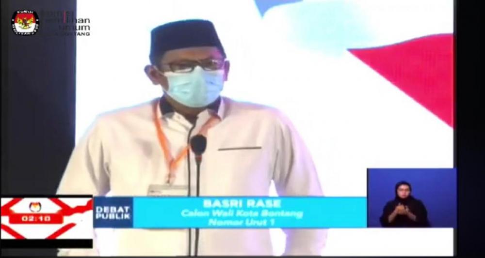 Debat Publik, Basri Rase Tawarkan Berbagai Solusi Atas Permasalahan Bontang