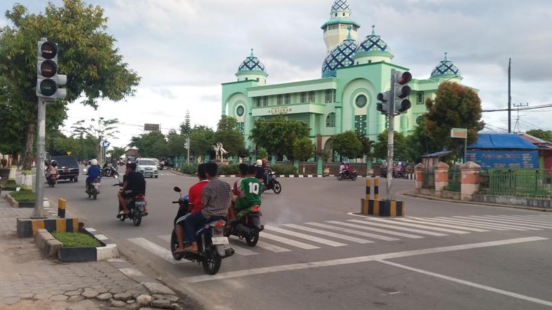 TRAFFIC LIGHT MATI, ARUS LALU LINTAS DI KAWASAN INI SEMRAWUT