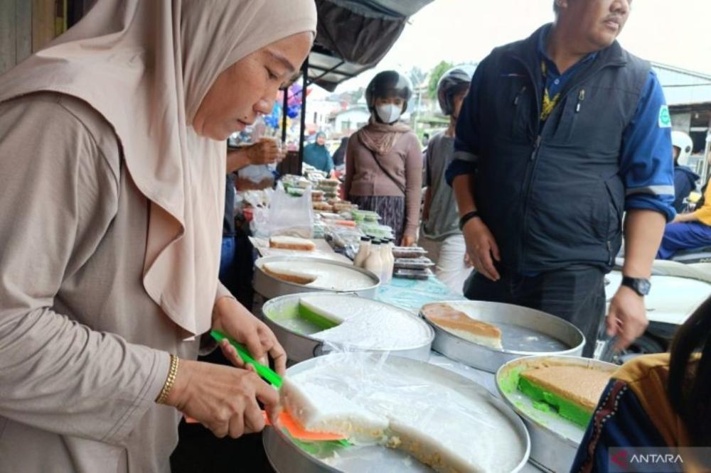 Bubur Pecaâ€™ dan Amparan Tatak, Warisan Rasa Ramadan dari Samarinda
